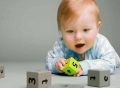 不同月龄宝宝视力发展都有哪些规律呢？如何才能保护宝宝的视力呢