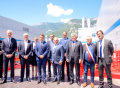 法国总统马克龙访问意法半导体工厂，见证法国“电子 2030”计划启动