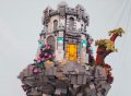 网友用5000多个乐高积木搭建了《老头环》的移动钟楼