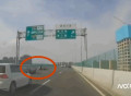 小鹏P7车主高架桥把人撞死，“智能驾驶”背锅？