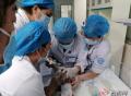 云南宾川县人民医院接生的“拇指宝宝”康复出院啦！