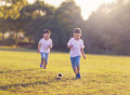 暑假期间，哪些运动有利于孩子长高？