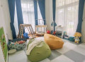 苗苗首分享儿女玩具房，布置的宽敞整洁似游乐场一般，实力宠娃