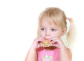 吃零食牢记“十要”原则，让孩子心情愉悦，长更高更聪明