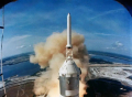 美国登月火箭29日试射！为啥50年前就载人登月，现在反而登不上？