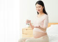 “一碰就怀孕”的女性，一般会有这7个特征，中得越多越易孕