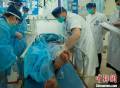 泸定地震中失联17天的甘宇从ICU转入普通病房 将接受踝关节手术