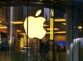 放弃iPhone14增产计划，苹果股价重挫4%，市值蒸发1000亿美元