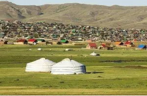 蒙古国距中国最近的县城：可使用人民币，向中国买电还试图再买水