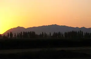 新疆有座“毛主席山”，发现于1977年，距1976年伟人去世仅仅1年