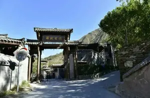 四川有座冷门古镇，被誉为“藏羌文化明珠”，是古代军事重镇
