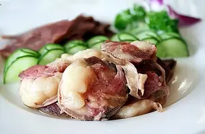 黑龙江“备受争议”5大怪味美食，本地人吃不腻，外地人吃不惯