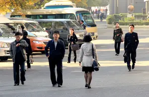探秘朝鲜，朝鲜百姓为什么喜欢步行？
