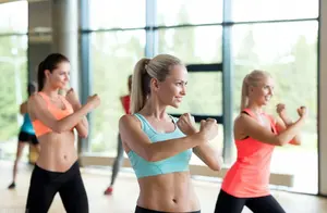 不去健身房锻炼的人，怎么开启健身？坚持健身会有什么收获？